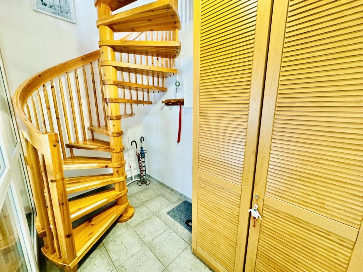 Apartamento Haus Vier Freunde, Vincent Rostock Exterior foto