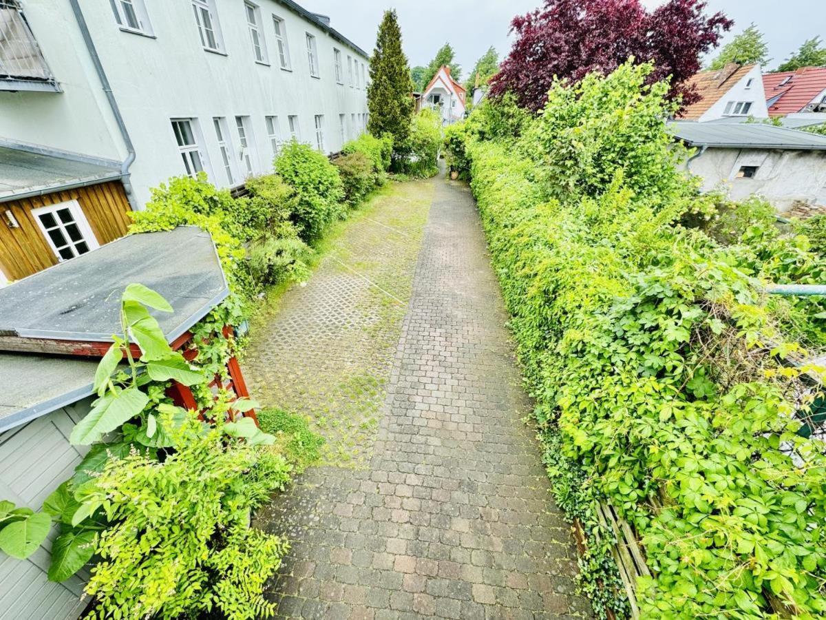 Apartamento Haus Vier Freunde, Vincent Rostock Exterior foto